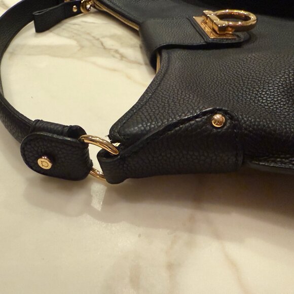 Ferragamo Leather Gancio Should Bag - Picture 4 of 6